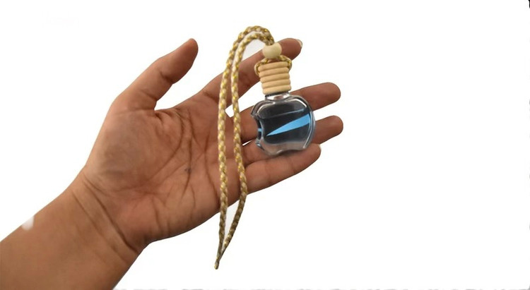 خوشبو کننده هوا خودرو طرح لاو